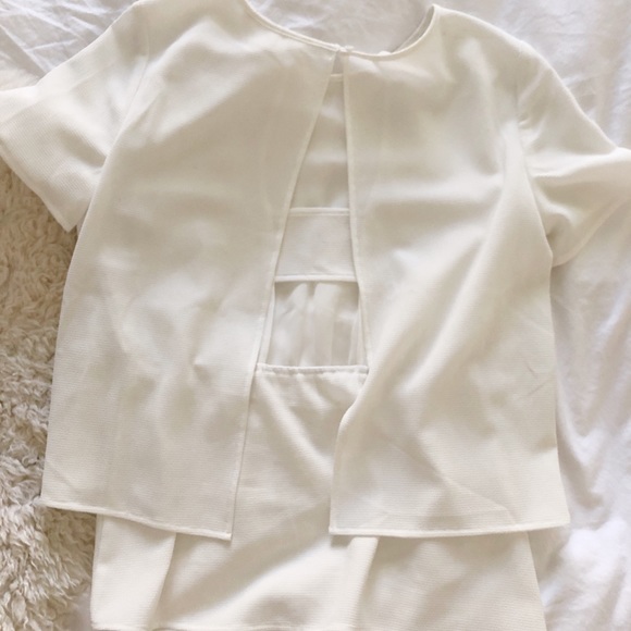 Bloomingdales White Top - Picture 3 of 5